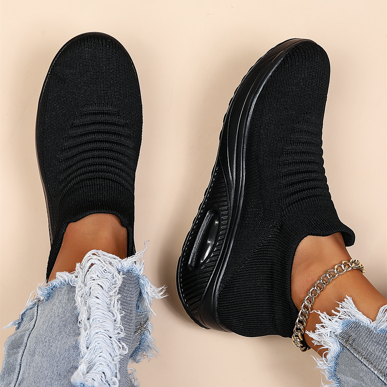 womens breathable knit sneakers lightweight low top slip on shoes womens fashion air cushion shoes details 2